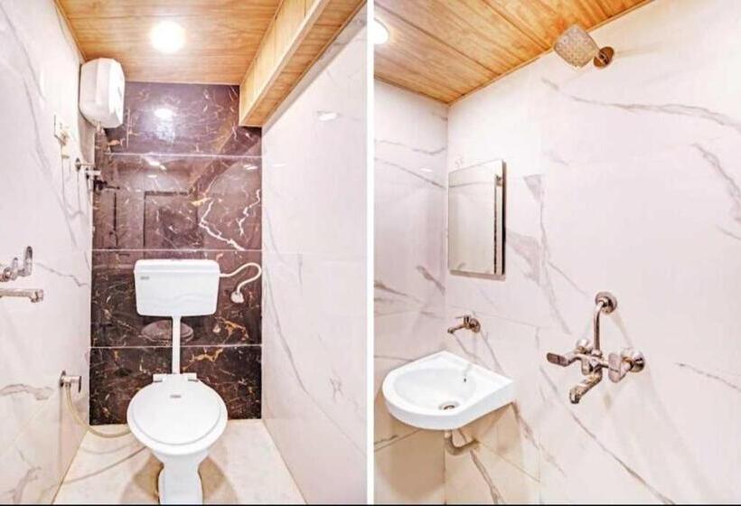 酒店 Oyo Two Friends