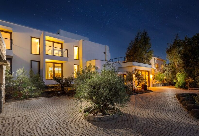 فندق Pereh Mountain Resort