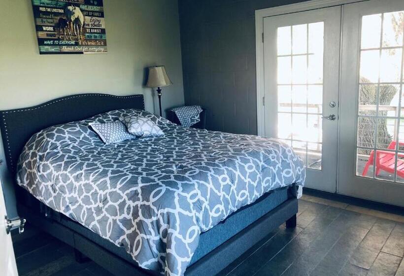 호텔 Red Roof Stable And Farm Llc