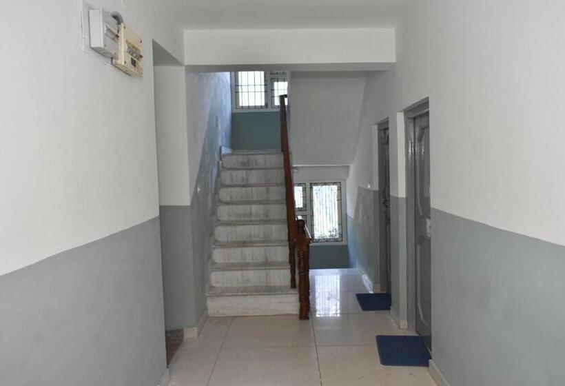 فندق Shivling View