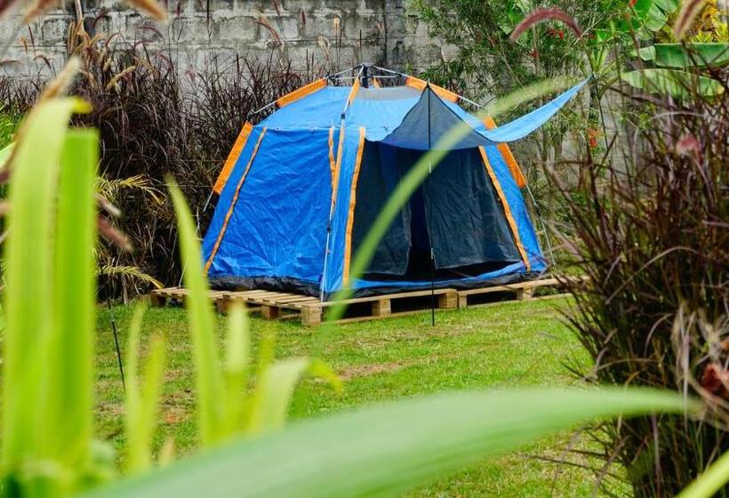 Hutland Hotel Garuga