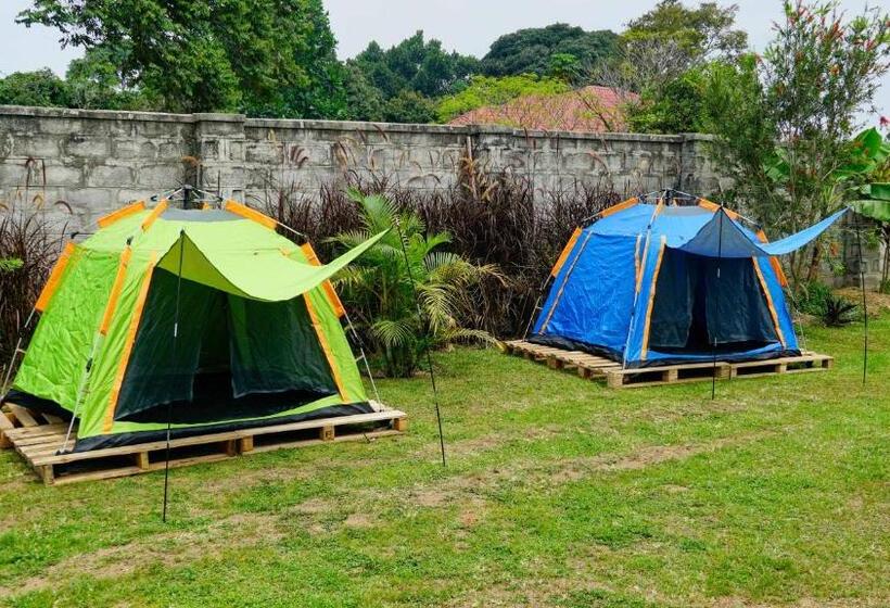 Hutland Hotel Garuga