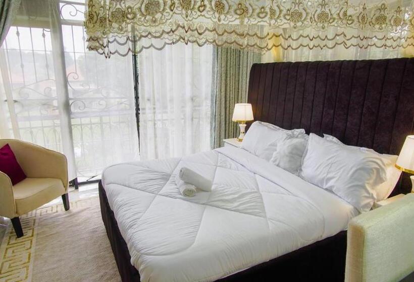 Hutland Hotel Garuga