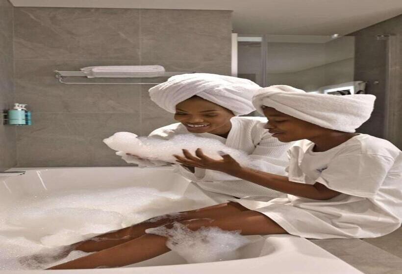 Novotel Kinshasa La Gombe