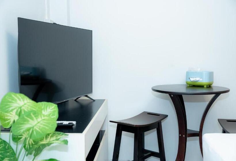 פנסיון ฺbaan Waru Seaview Villa