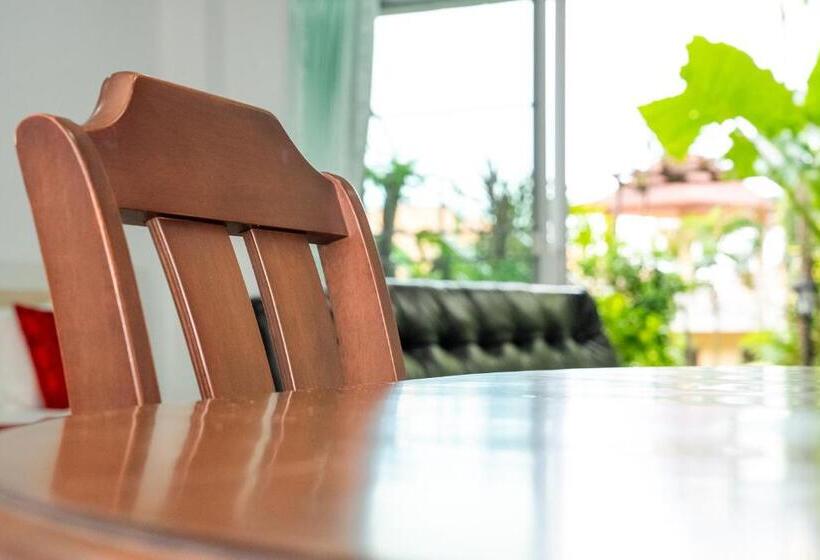 פנסיון ฺbaan Waru Seaview Villa