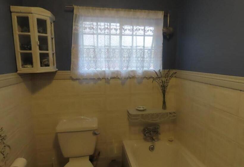 פנסיון Blue Bell Guesthouse