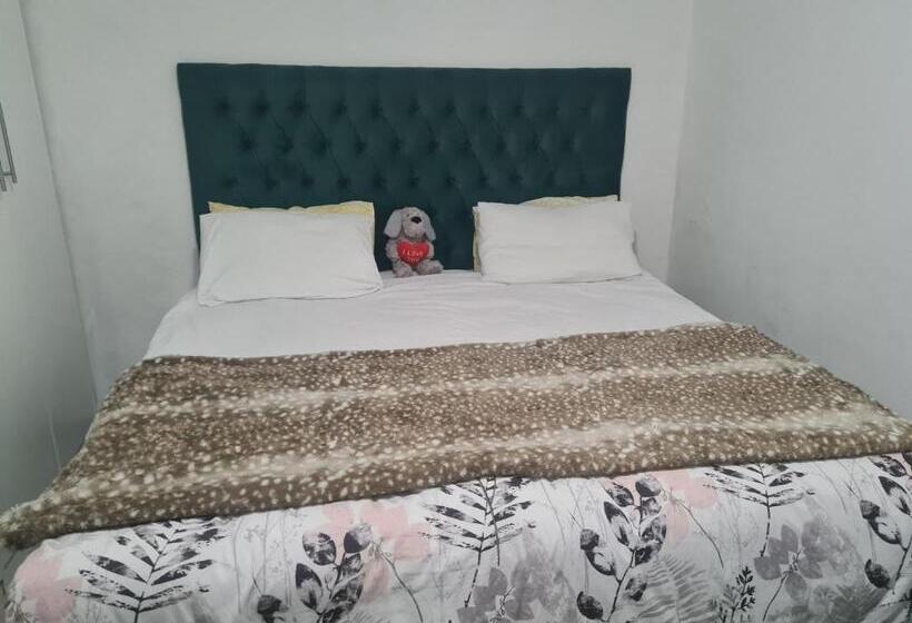 膳宿费 Elikem Properties