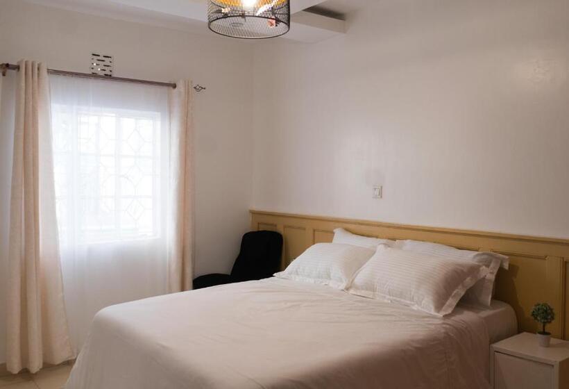 펜션 Guesthouse In Kamakis Eastern Bypass