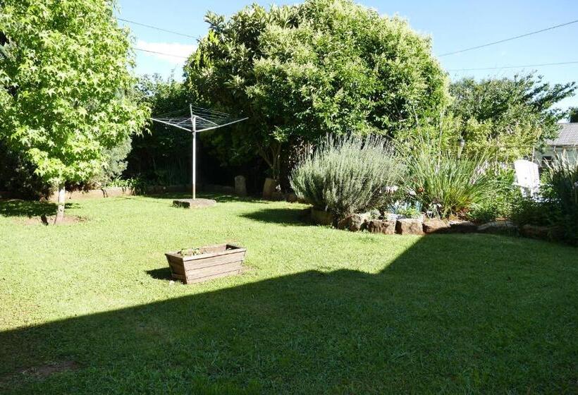 פנסיון Peerboom Guesthouse