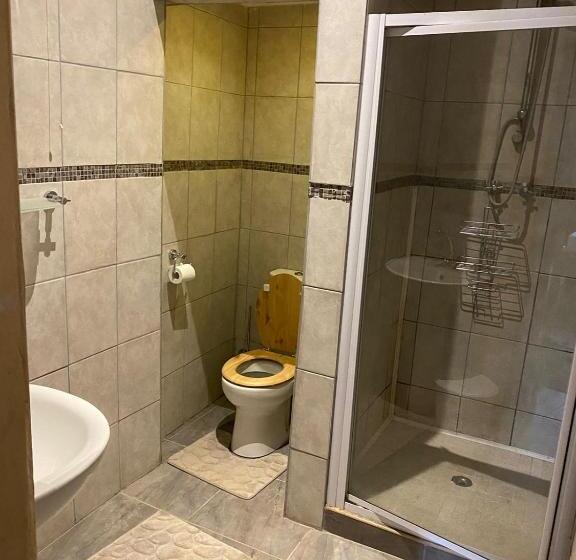 פנסיון Peerboom Guesthouse