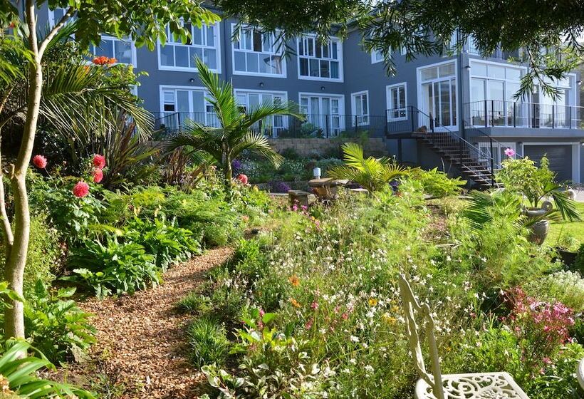 پانسیون Serenity Ocean Lodge