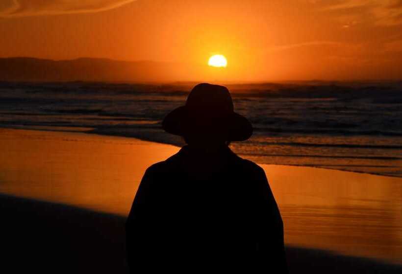 پانسیون Serenity Ocean Lodge