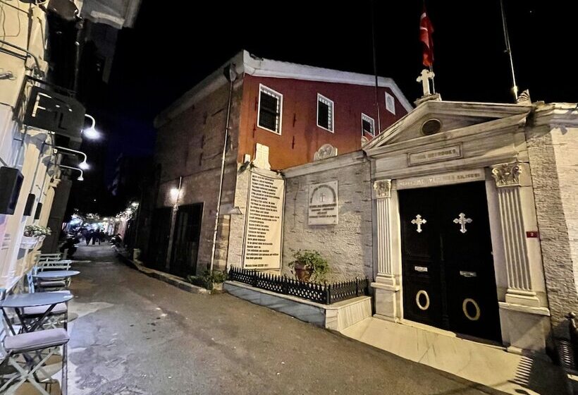 Port Galata Suites