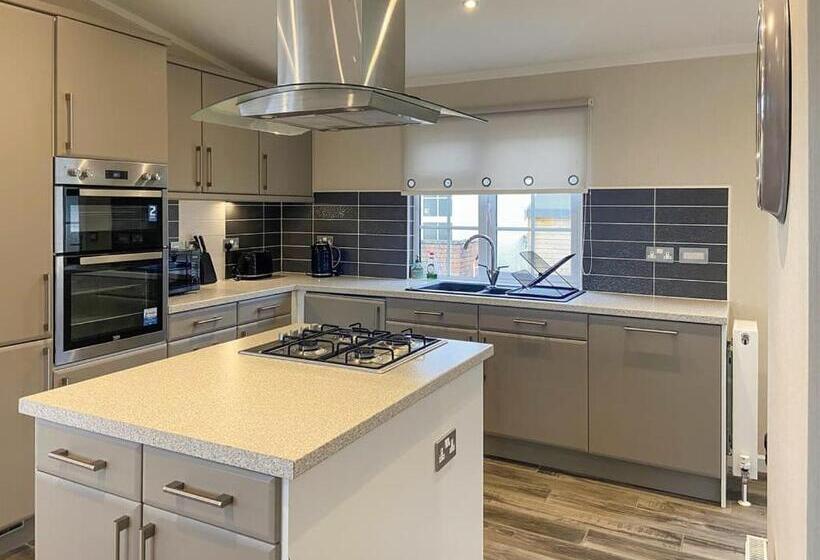 Курорт Arran Hills