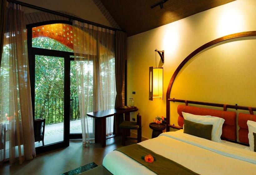 استراحتگاه Maida Lodge