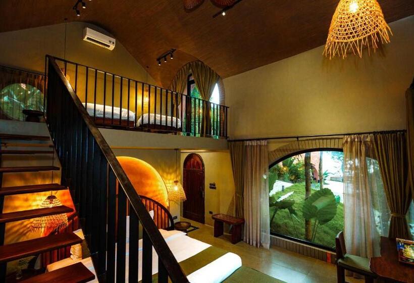 استراحتگاه Maida Lodge