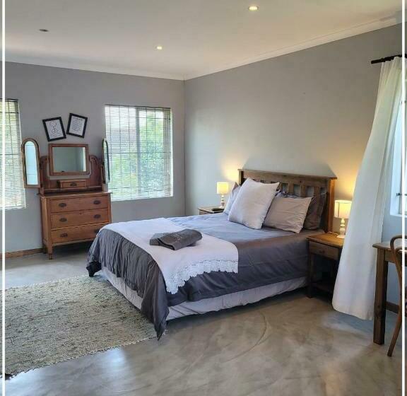 Soos Bed & Breakfast