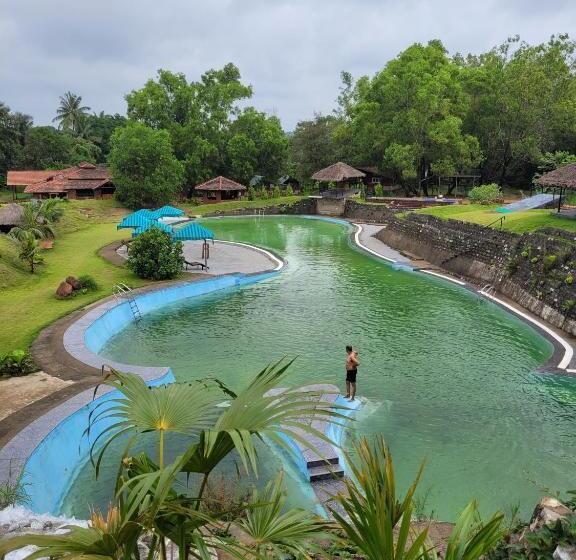 The Dandelion   Colonels Jungle Resort
