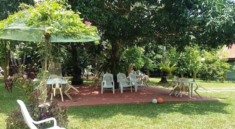 هاستل Camiguin Lanzones Resort