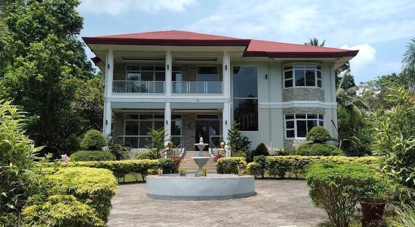 هاستل Camiguin Lanzones Resort