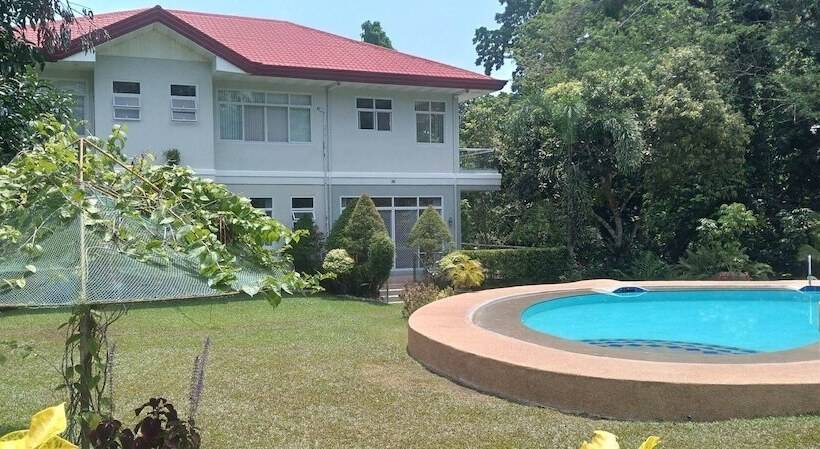 هاستل Camiguin Lanzones Resort