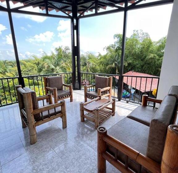 Общежитие Chalet La Promesa