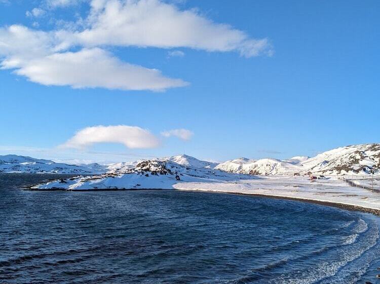 Общежитие Kongsfjord Arctic Lodge