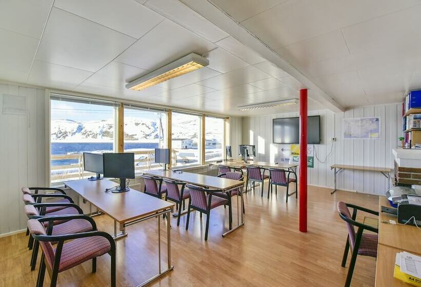 Общежитие Kongsfjord Arctic Lodge