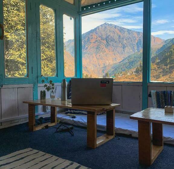 호스텔 The Nook 1968 Sainj