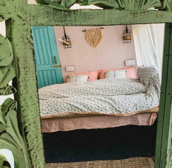 호스텔 The Nook 1968 Sainj