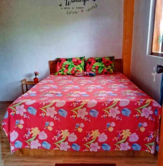 هاستل Titaays Surfers Inn