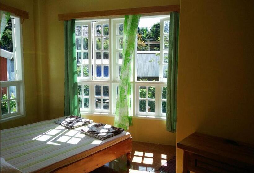 호스텔 Triple Js Inn Sagada