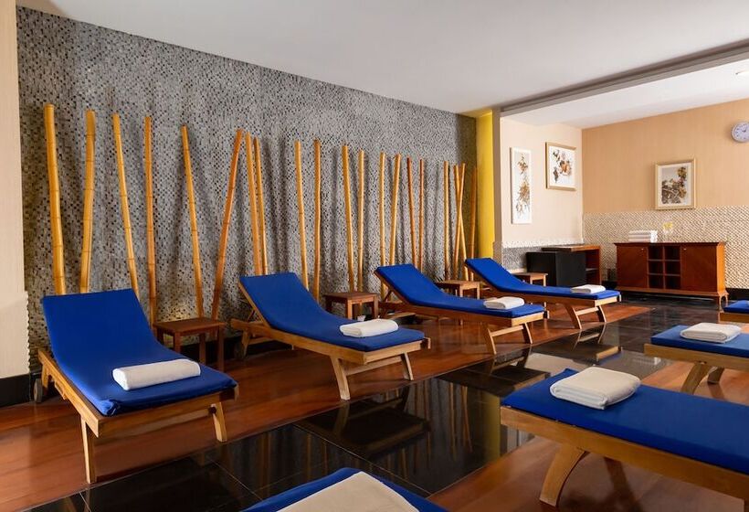 Badamdar Hotel And Residences