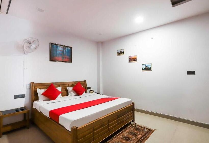 ホテル Flagship Shree Niketan Villa