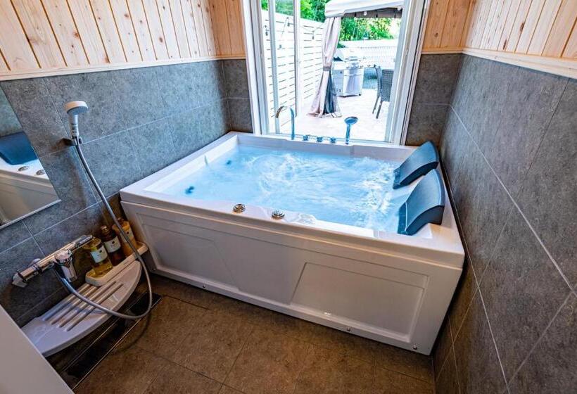 בית מלון כפרי Futureresort