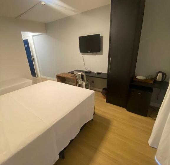 Отель Garvey Park