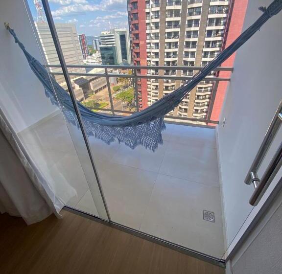 Отель Garvey Park