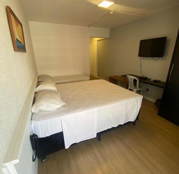 Отель Garvey Park