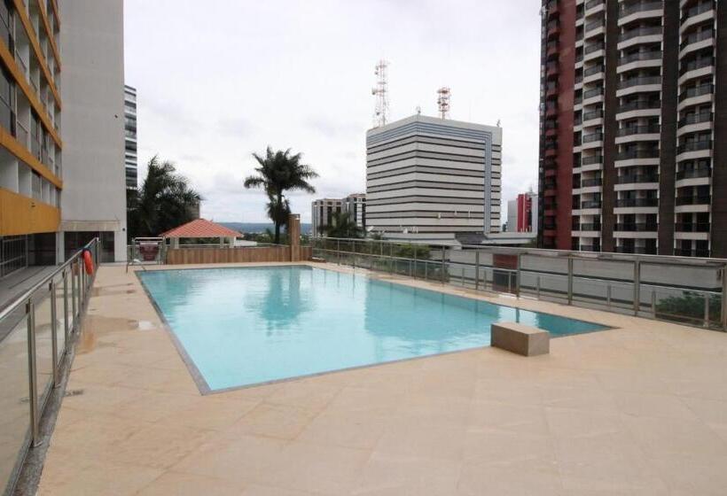 Отель Garvey Park