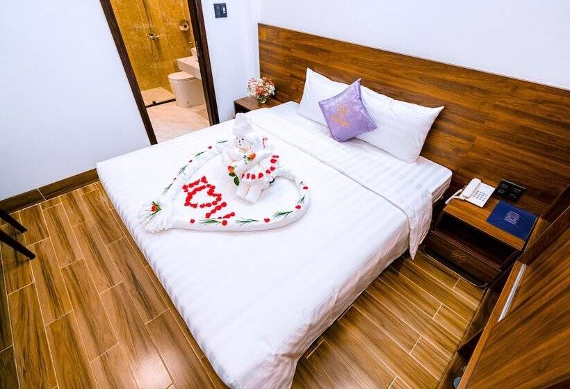 هتل Hue Golden Inn