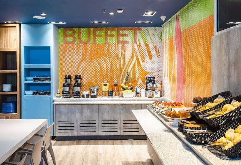 Отель Ibis Budget Pindamonhangaba