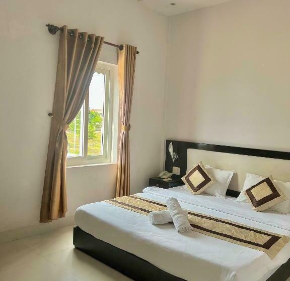 هتل Khach San Hoan Vu