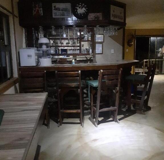 ホテル Ngwenkala Game Lodge And Safaris