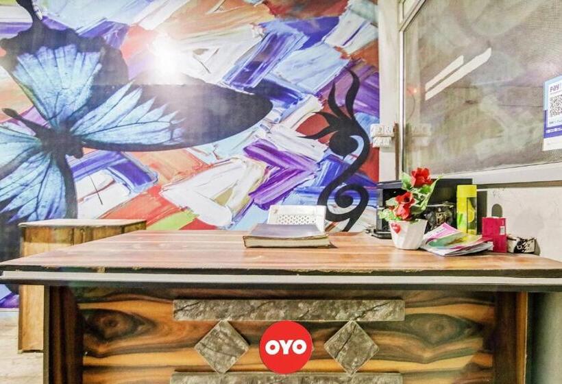 בית מלון כפרי Oyo Flagship  Prince In