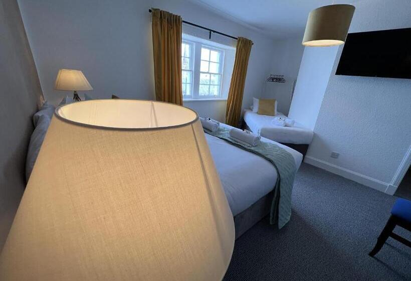 فندق Royal Suites Kirkcudbright