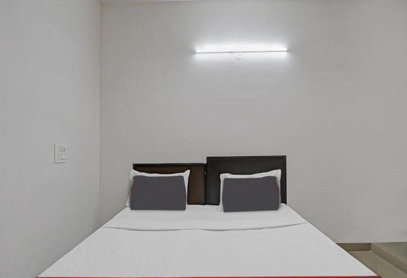 호텔 Spot On Mt White House