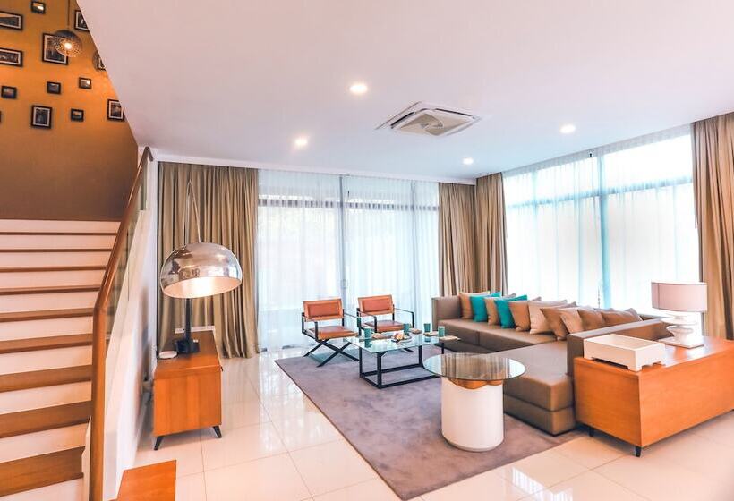 酒店 The Riyaz Lavanya