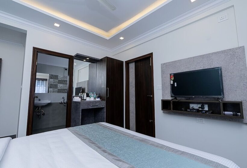 Отель Value Inn