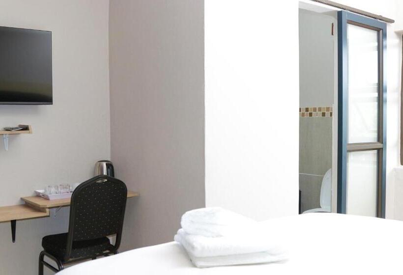 膳宿费 Early Riser